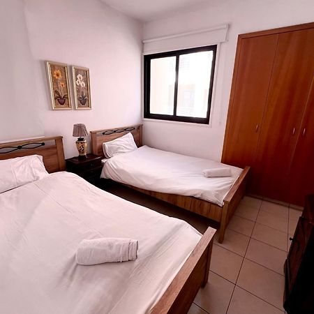 Mackenzie Apartment 301 Larnaca Esterno foto