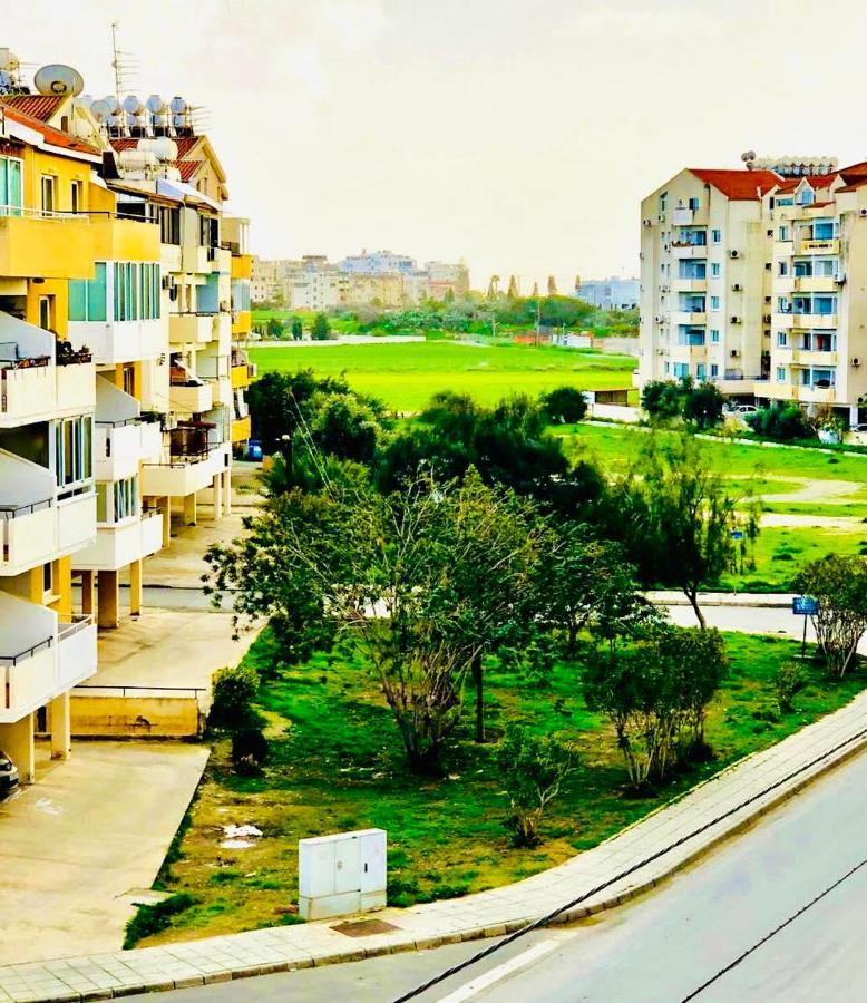 Mackenzie Apartment 301 Larnaca Esterno foto